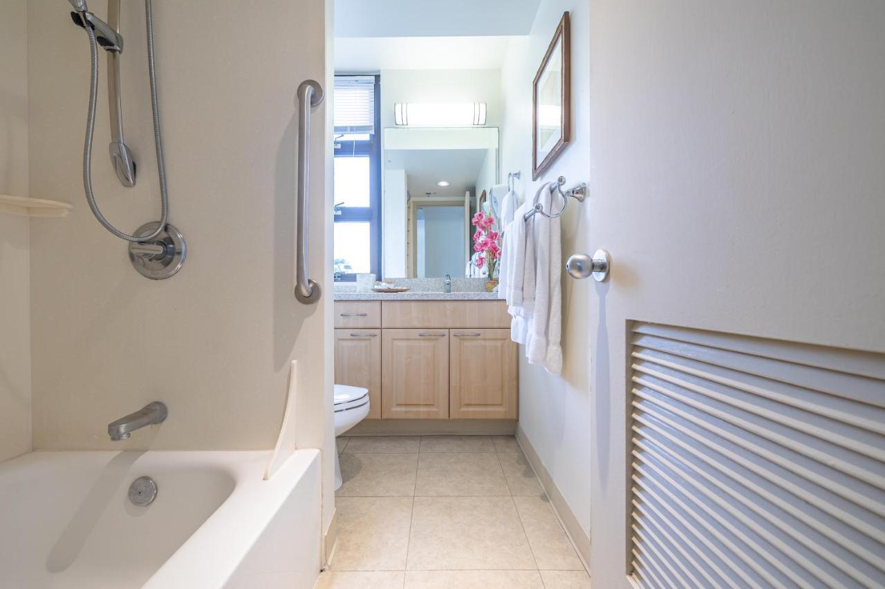 Great Diamond Head Views, 2Br Condo With Free Parking! Honolulu Exteriör bild
